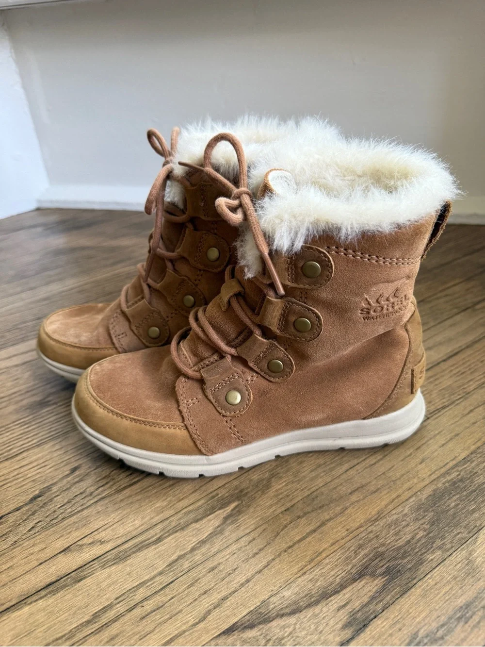 Sorel women’s lace